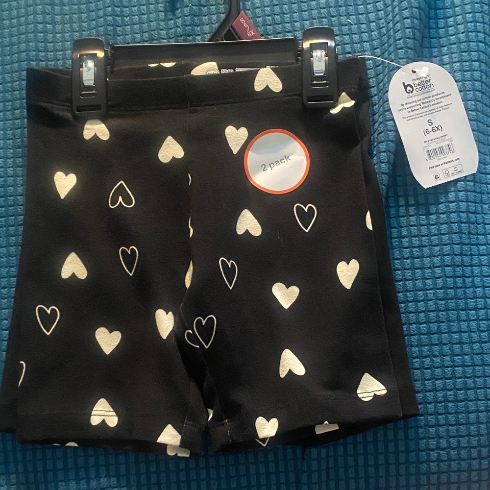 Wonder Nation Black and White Heart Shorts (2pack)